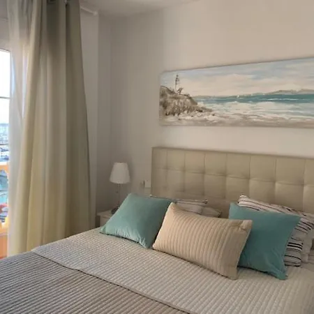 Marina Port Sea View Apartament