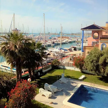 Marina Port Sea View Apartament